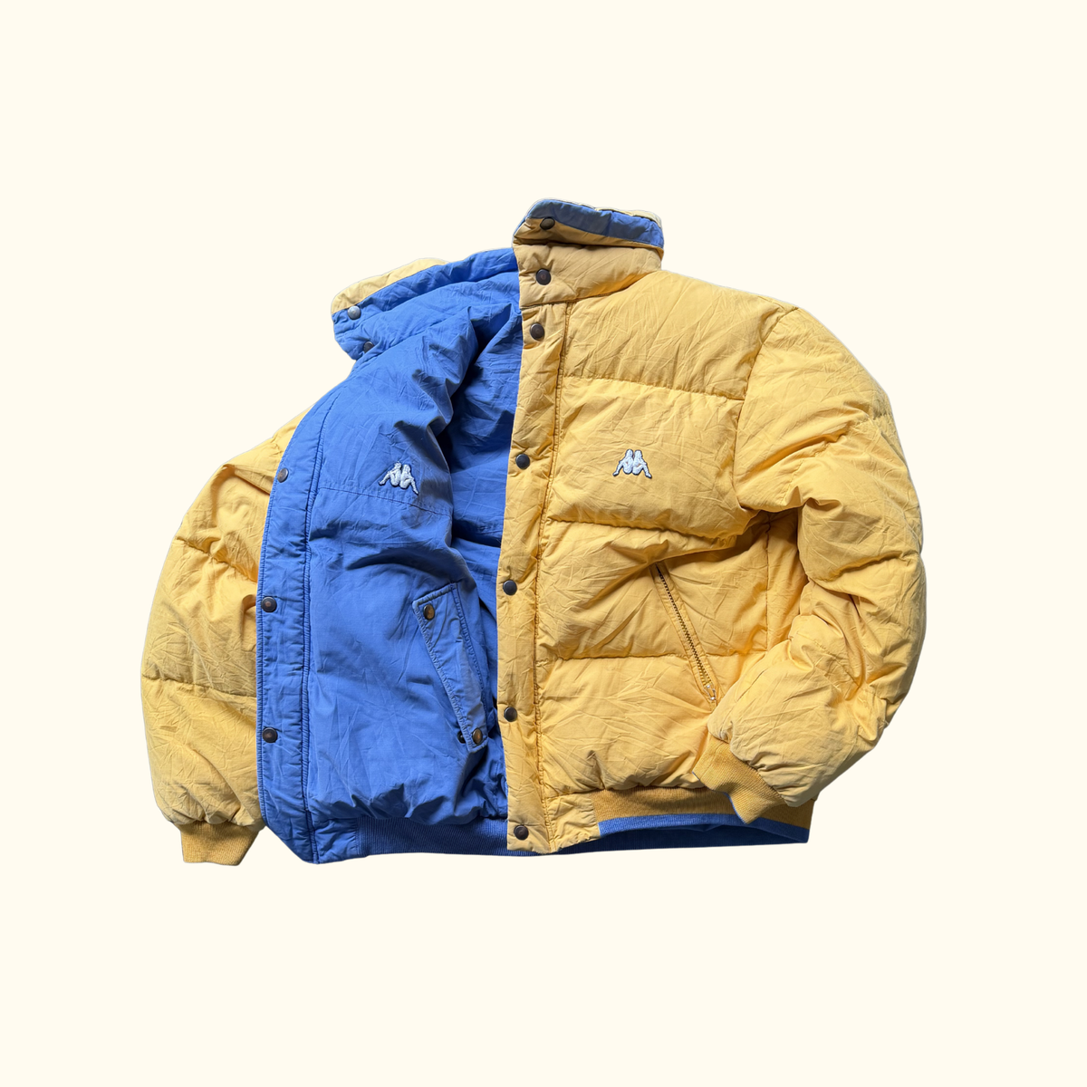 Chaqueta Puffer Reversible Kappa Vintage – Azul / Amarillo – Plumífero Streetwear – Talla L
